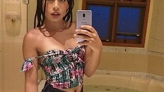 Boneca Dotada