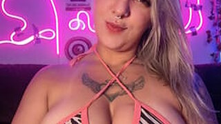 Lolla Bunny